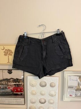 American Eagle- Women's Black Casual Cotton Blend Shorts size 8